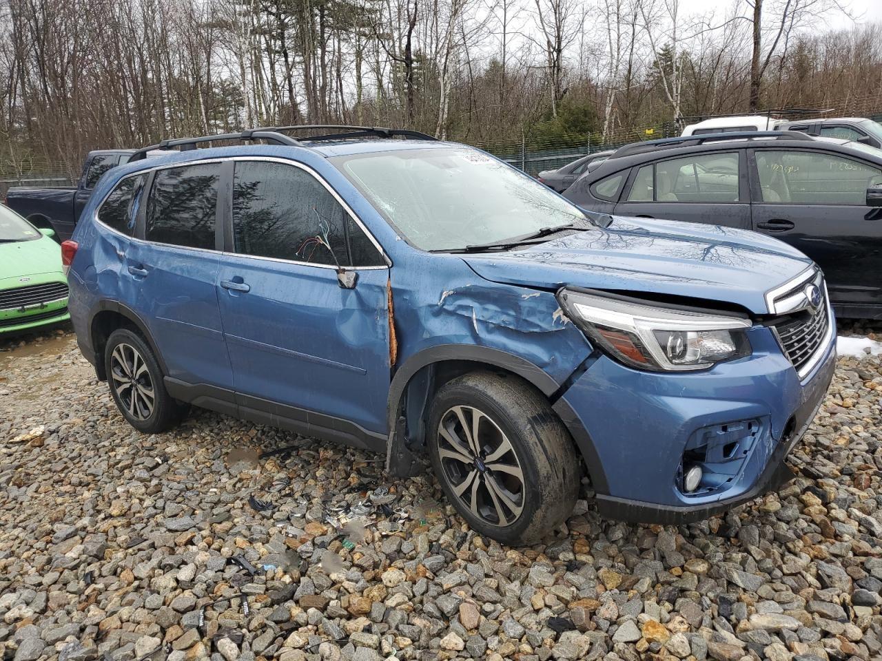Автомобиль SUBARU FORESTER LIMITED 2019 | GrandCar Автомобиль SUBARU FORESTER LIMITED 2019 | GrandCar