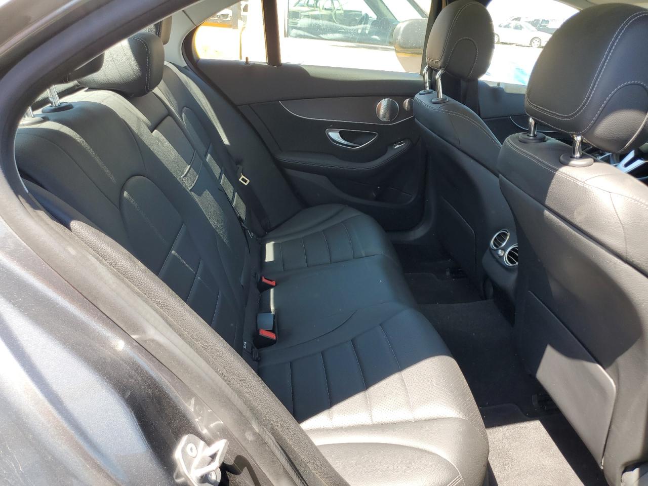 Автомобиль MERCEDES-BENZ C 300 2020 | GrandCar Автомобиль MERCEDES-BENZ C 300 2020 | GrandCar