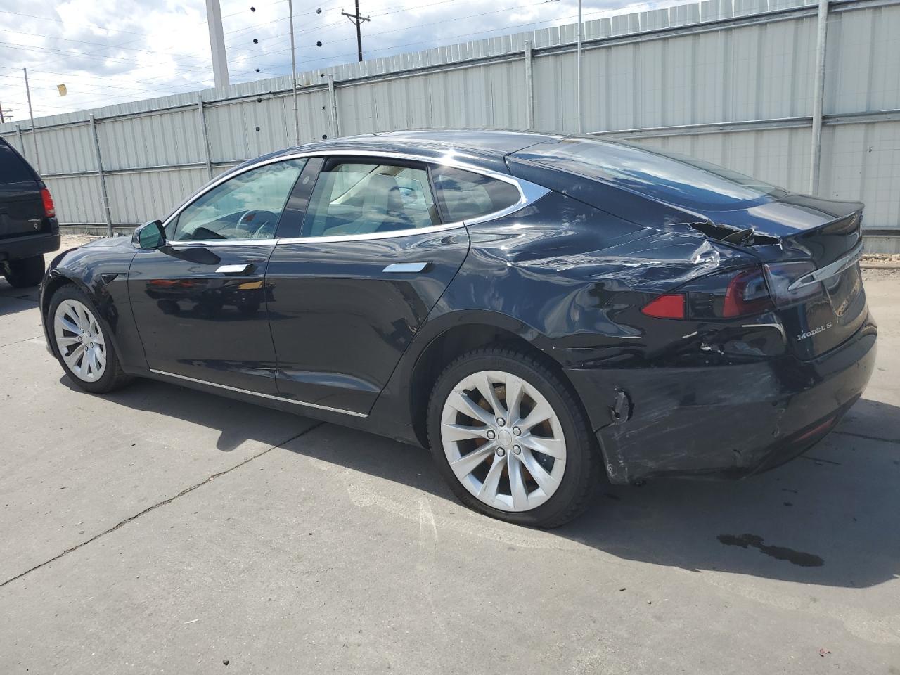 Автомобіль TESLA MODEL S 2018 | GrandCar Автомобіль TESLA MODEL S 2018 | GrandCar