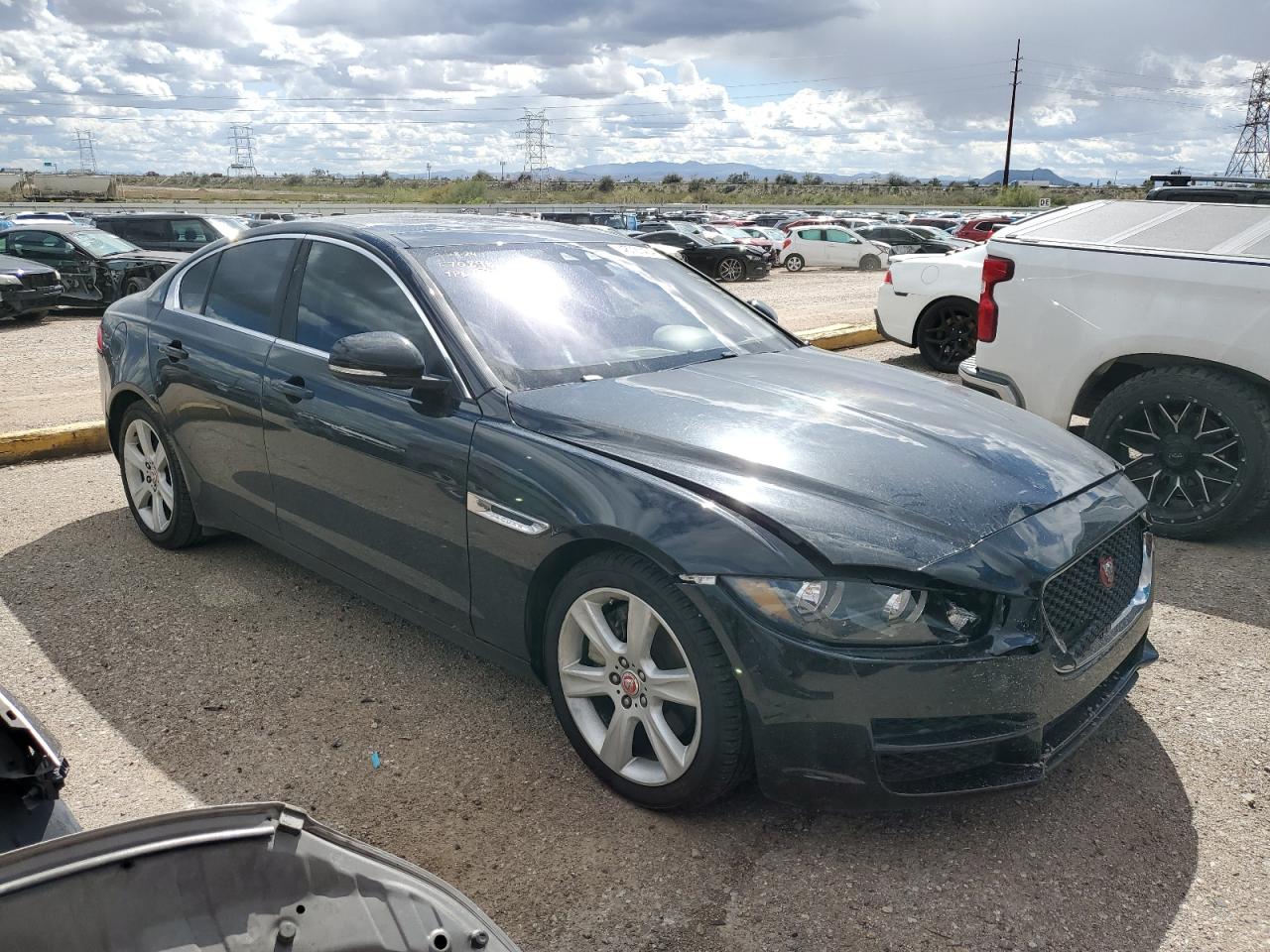 Автомобіль JAGUAR XE PREMIUM 2019 | GrandCar Автомобіль JAGUAR XE PREMIUM 2019 | GrandCar