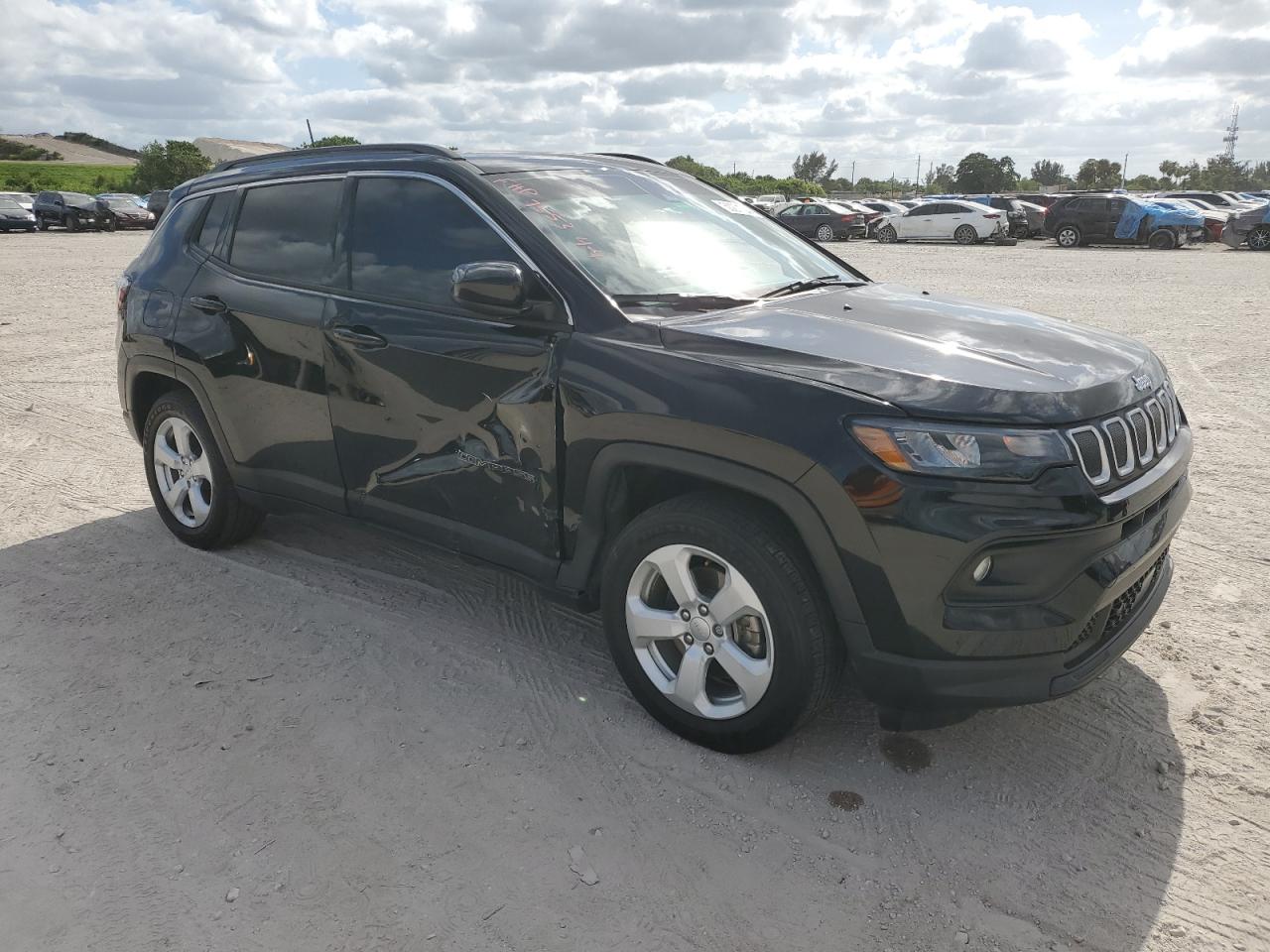 Автомобиль JEEP COMPASS LATITUDE 2022 | GrandCar Автомобиль JEEP COMPASS LATITUDE 2022 | GrandCar
