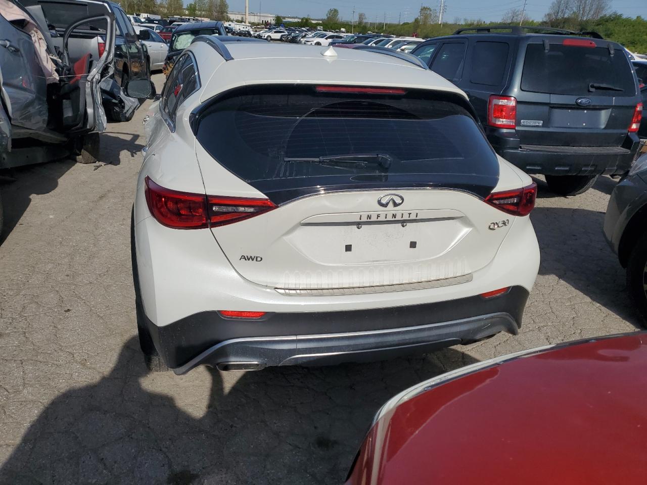 Автомобиль INFINITI QX30 BASE 2018 | GrandCar Автомобиль INFINITI QX30 BASE 2018 | GrandCar