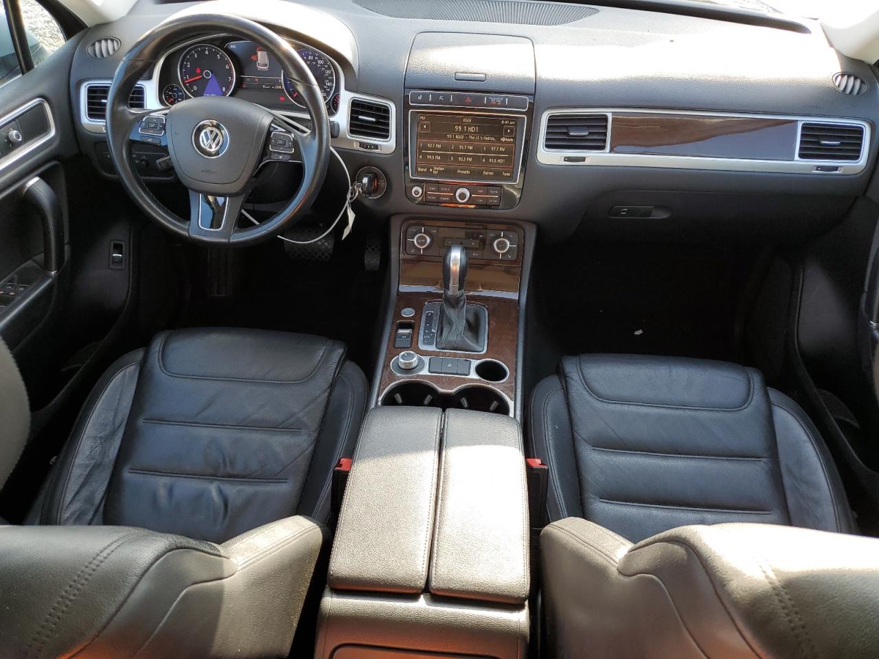 Автомобіль VOLKSWAGEN TOUAREG V6 2015 | GrandCar Автомобіль VOLKSWAGEN TOUAREG V6 2015 | GrandCar