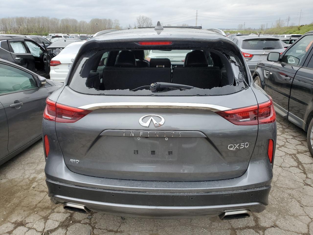 Автомобиль INFINITI QX50 LUXE 2021 | GrandCar Автомобиль INFINITI QX50 LUXE 2021 | GrandCar