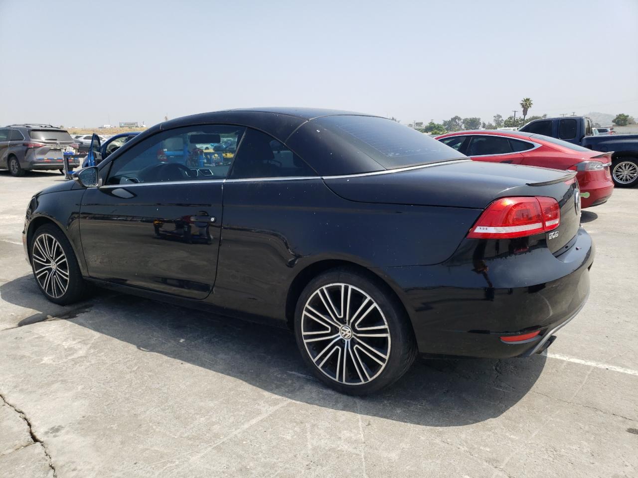 Автомобиль VOLKSWAGEN EOS KOMFORT 2013 | GrandCar Автомобиль VOLKSWAGEN EOS KOMFORT 2013 | GrandCar