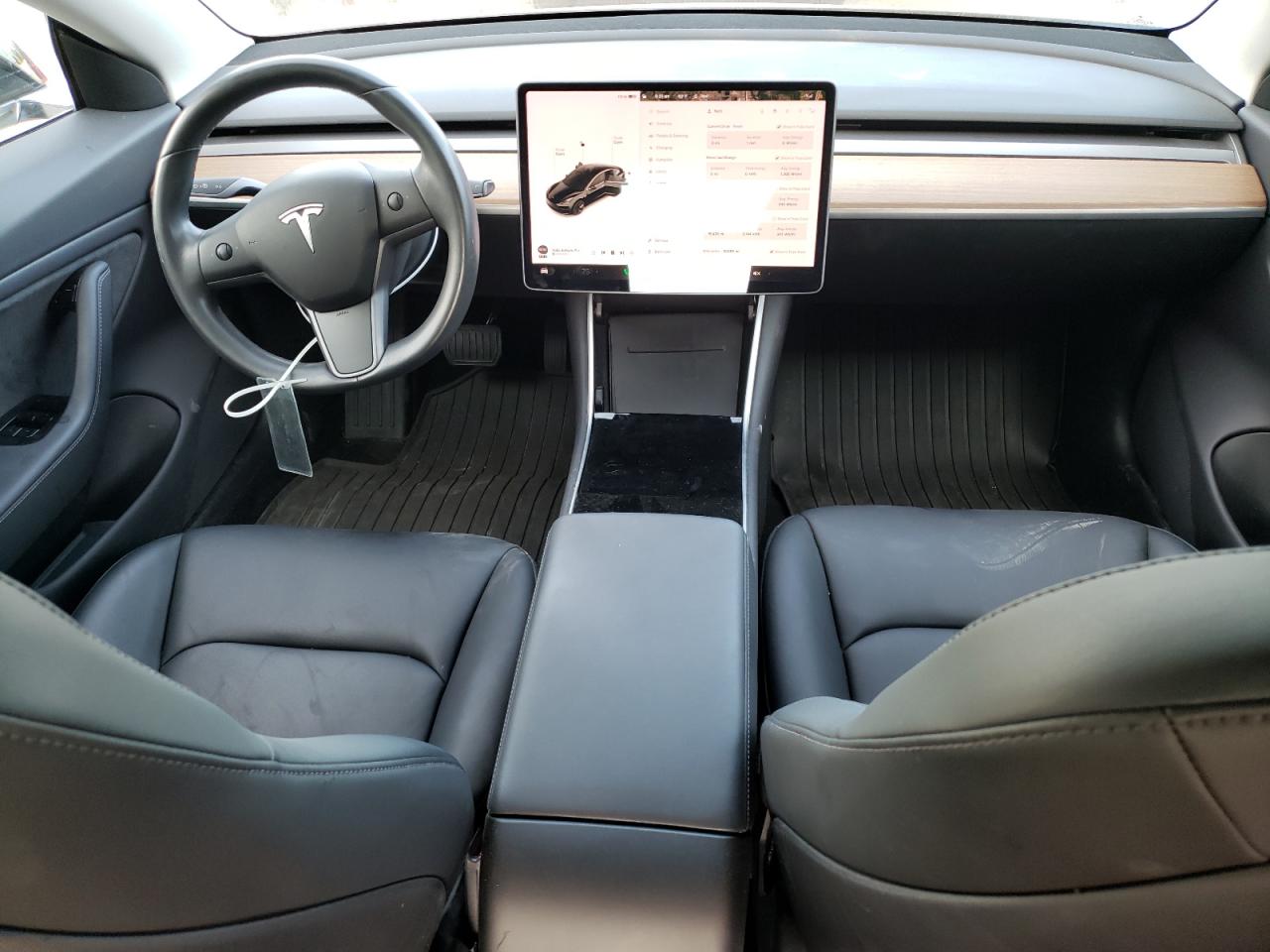 Автомобіль TESLA MODEL 3 2019 | GrandCar Автомобіль TESLA MODEL 3 2019 | GrandCar