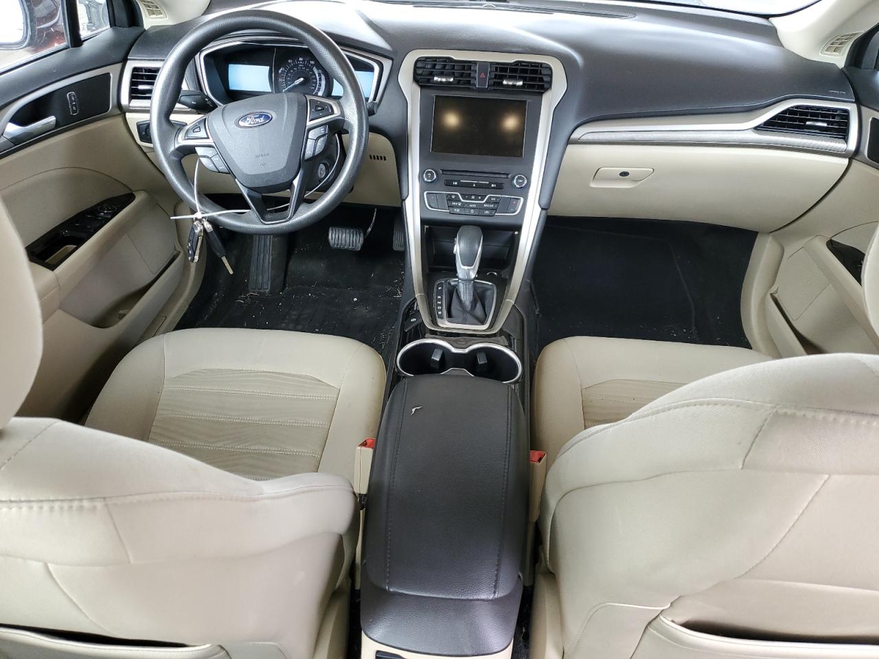 Автомобіль FORD FUSION SE 2016 | GrandCar Автомобіль FORD FUSION SE 2016 | GrandCar