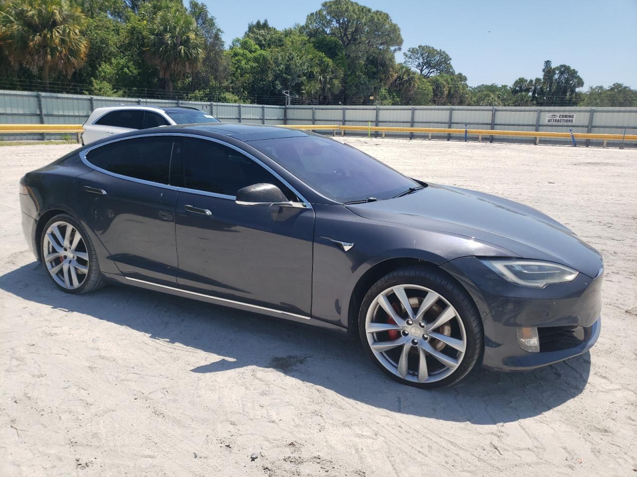 Автомобіль TESLA MODEL S 2016 | GrandCar