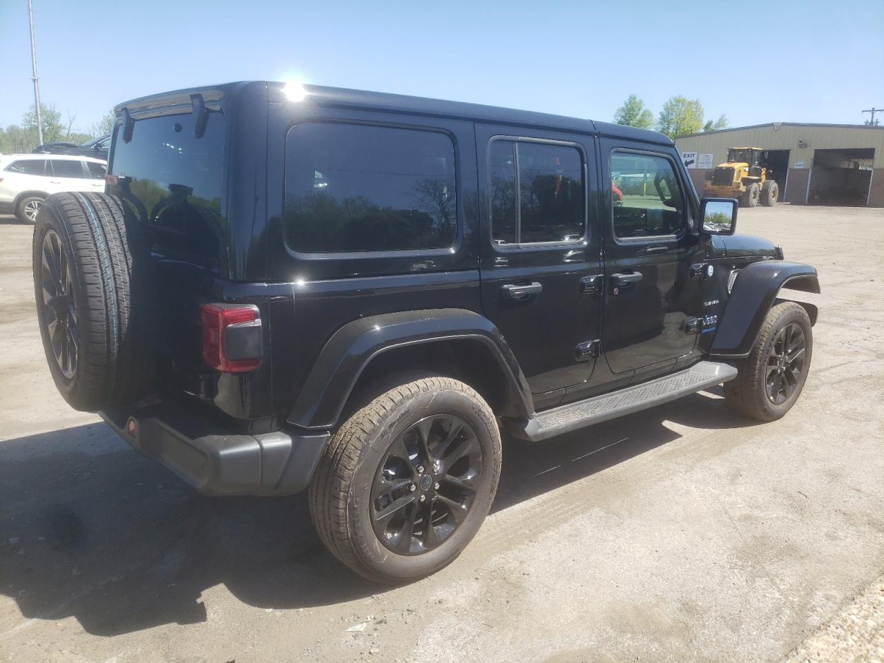 Автомобіль JEEP WRANGLER SAHARA 4XE 2024 | GrandCar Автомобіль JEEP WRANGLER SAHARA 4XE 2024 | GrandCar
