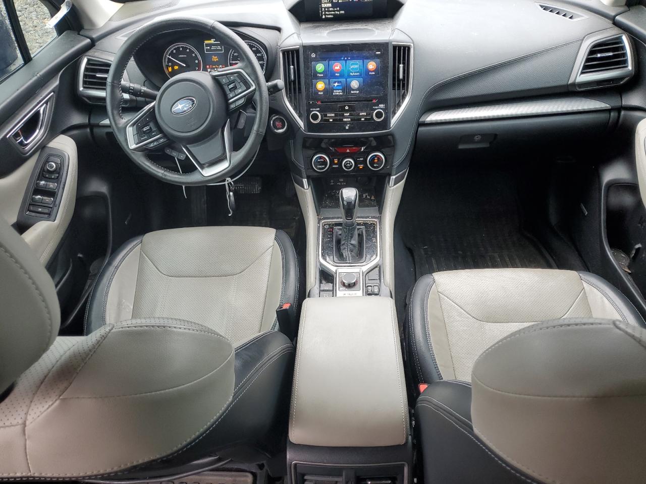 Автомобиль SUBARU FORESTER LIMITED 2019 | GrandCar Автомобиль SUBARU FORESTER LIMITED 2019 | GrandCar