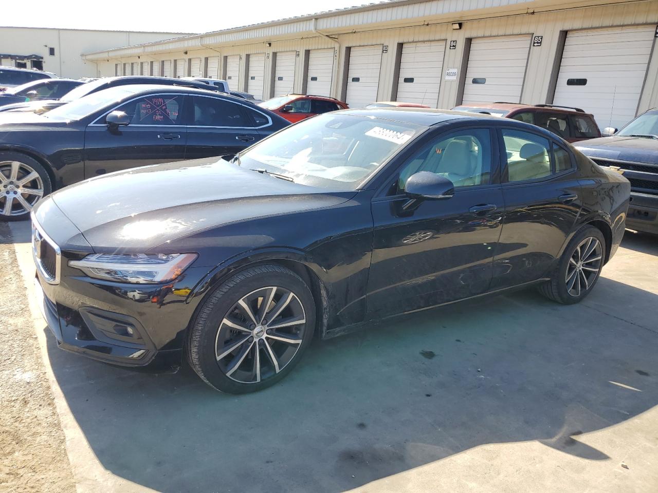 Автомобиль VOLVO S60 T5 MOMENTUM 2021 | GrandCar
