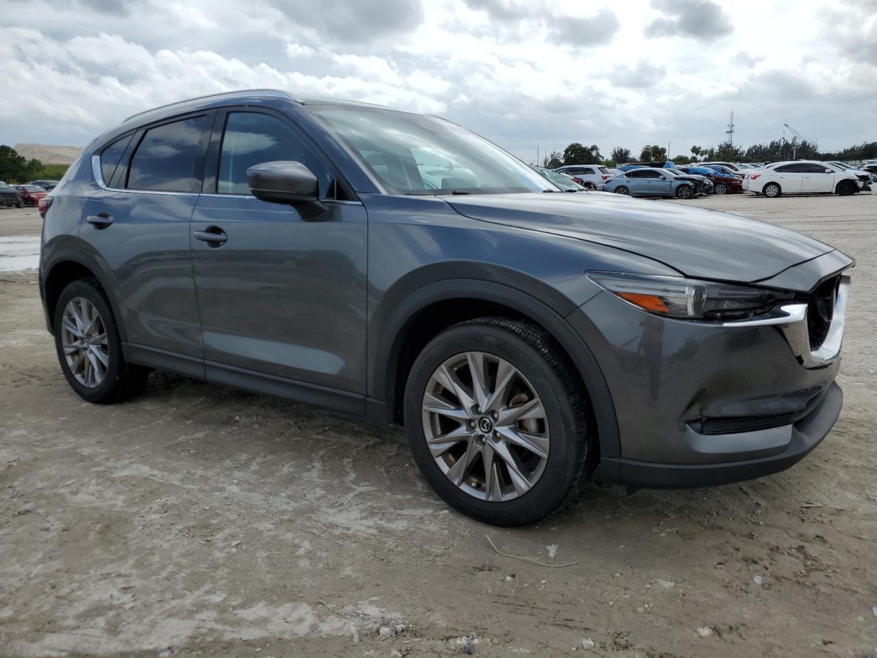 Автомобиль MAZDA CX-5 GRAND TOURING RESERVE 2021 | GrandCar Автомобиль MAZDA CX-5 GRAND TOURING RESERVE 2021 | GrandCar
