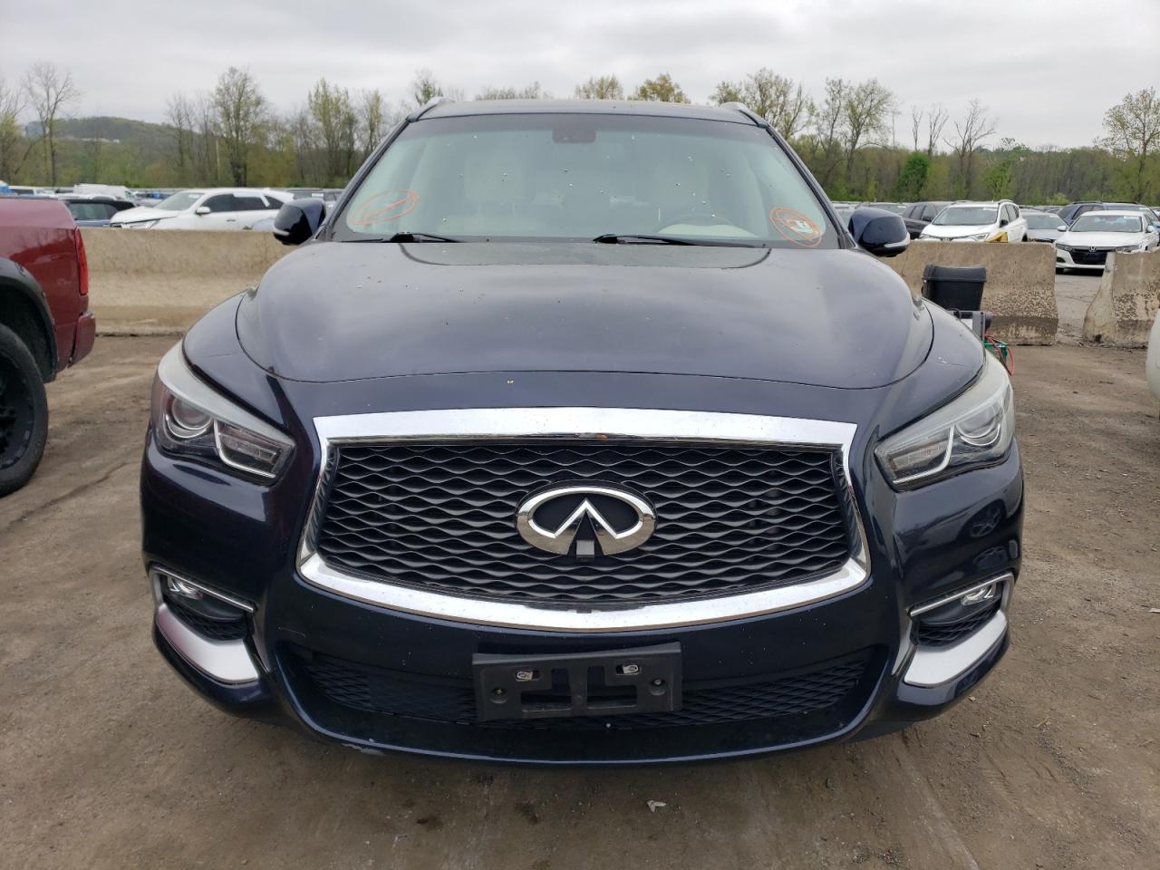 Автомобиль INFINITI QX60 2016 | GrandCar Автомобиль INFINITI QX60 2016 | GrandCar