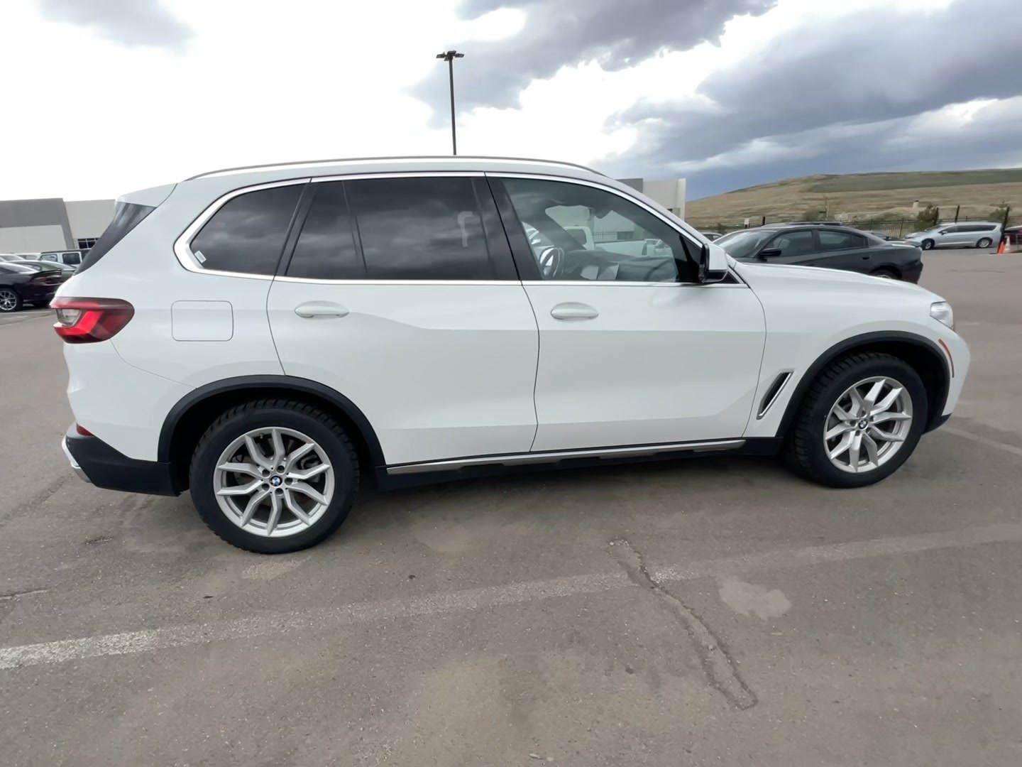 Автомобиль BMW X5 xDrive40i 2022 | GrandCar Автомобиль BMW X5 xDrive40i 2022 | GrandCar