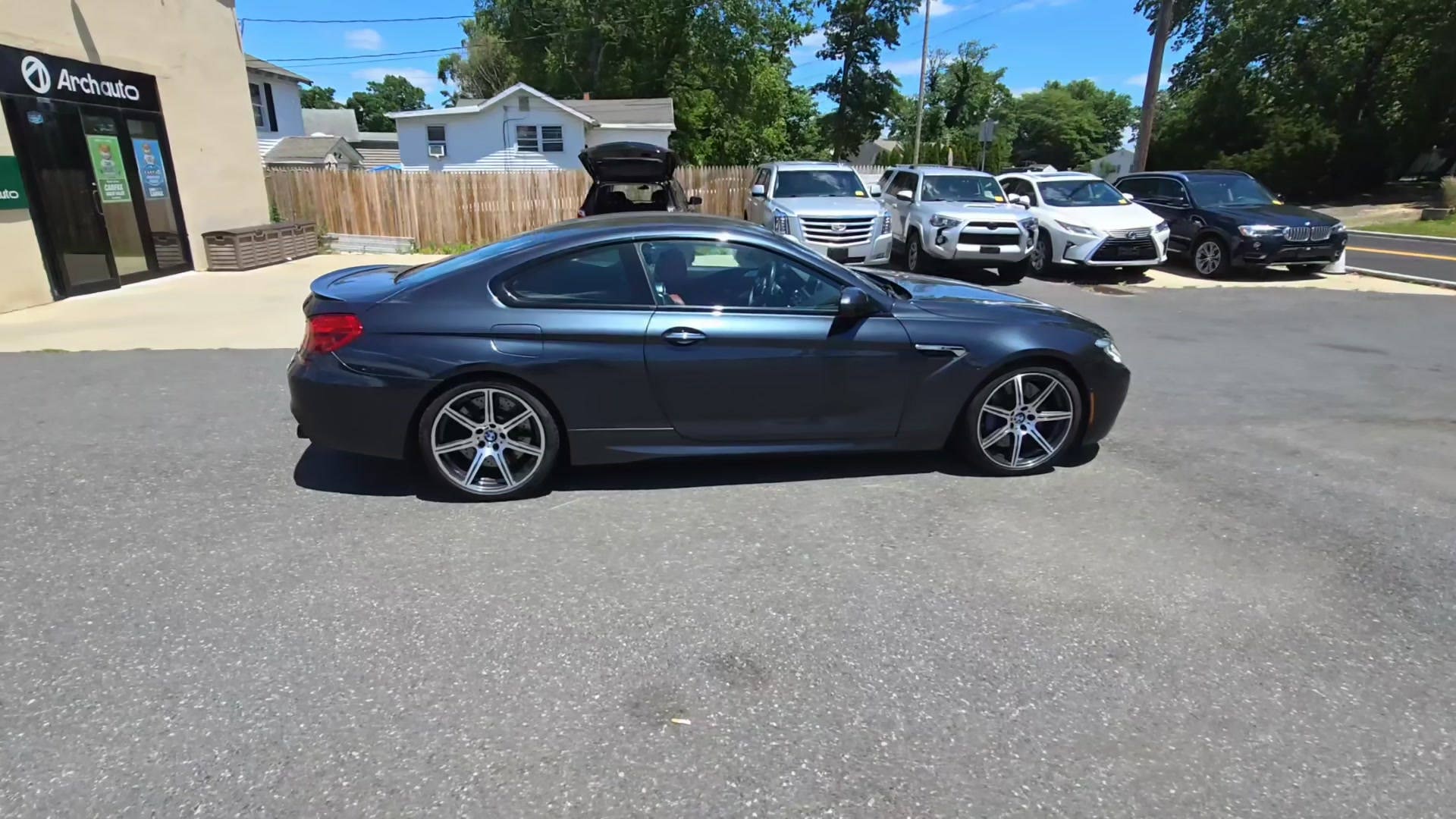 Автомобиль BMW M6 Coupe 2017 | GrandCar Автомобиль BMW M6 Coupe 2017 | GrandCar