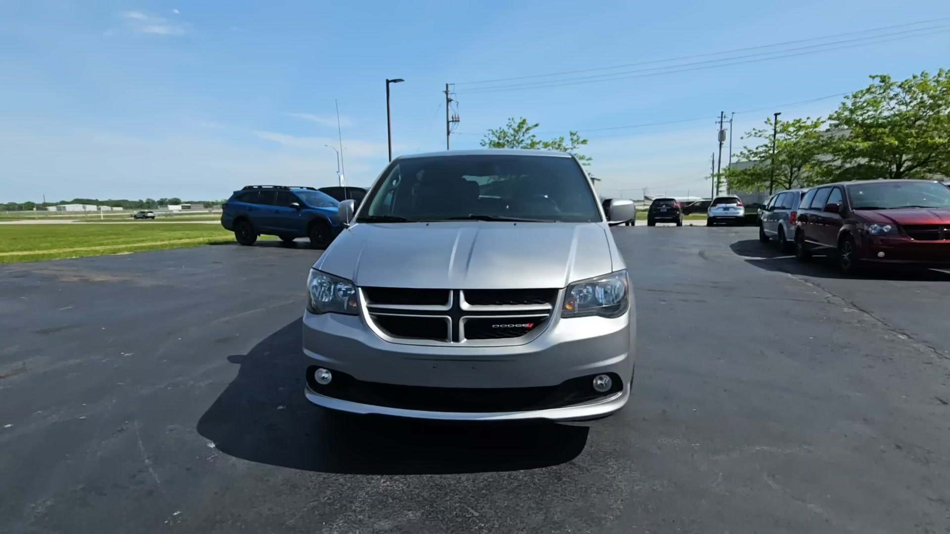 Автомобиль Dodge Grand Caravan GT 2019 | GrandCar
