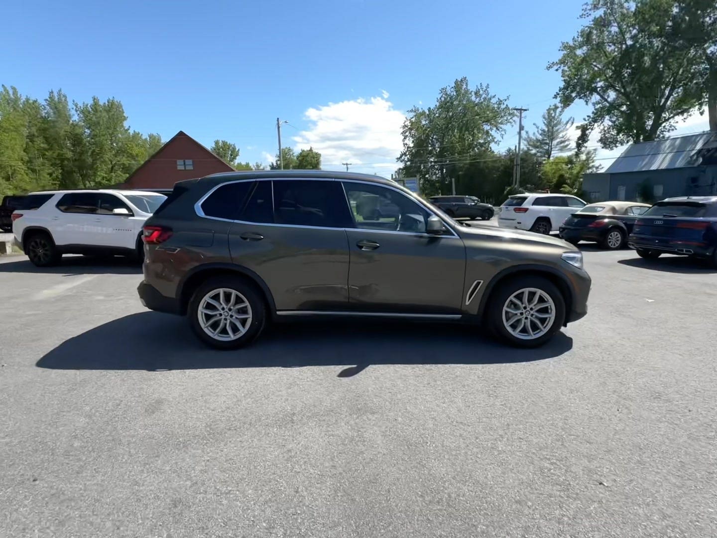 Автомобиль BMW X5 xDrive40i 2020 | GrandCar Автомобиль BMW X5 xDrive40i 2020 | GrandCar