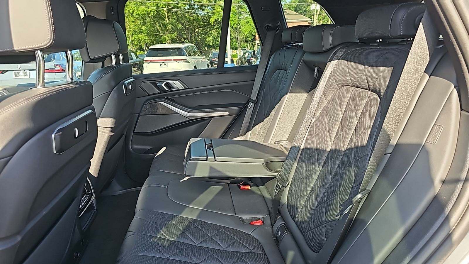 Автомобиль BMW X5 xDrive40i 2024 | GrandCar Автомобиль BMW X5 xDrive40i 2024 | GrandCar