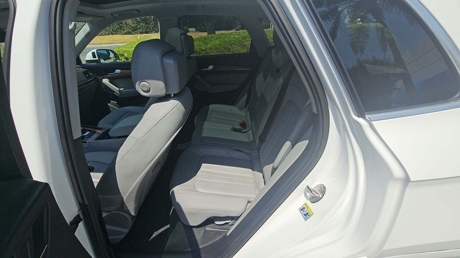 Автомобіль Audi Q5 S line Premium Plus 2023 | GrandCar Автомобіль Audi Q5 S line Premium Plus 2023 | GrandCar