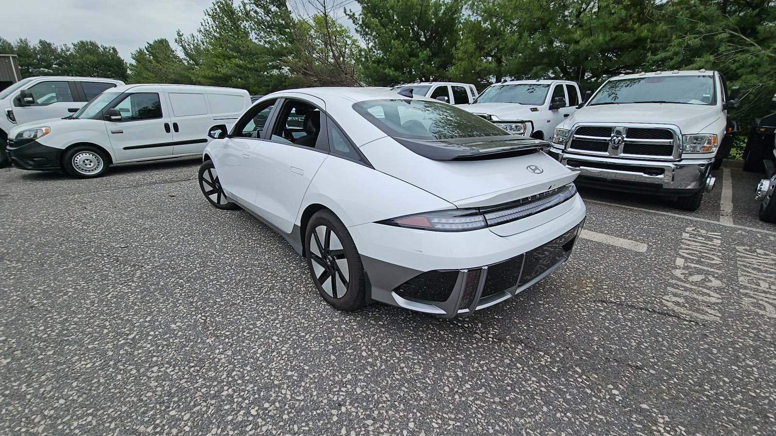 Автомобиль Hyundai IONIQ 6 SE 2023 | GrandCar Автомобиль Hyundai IONIQ 6 SE 2023 | GrandCar