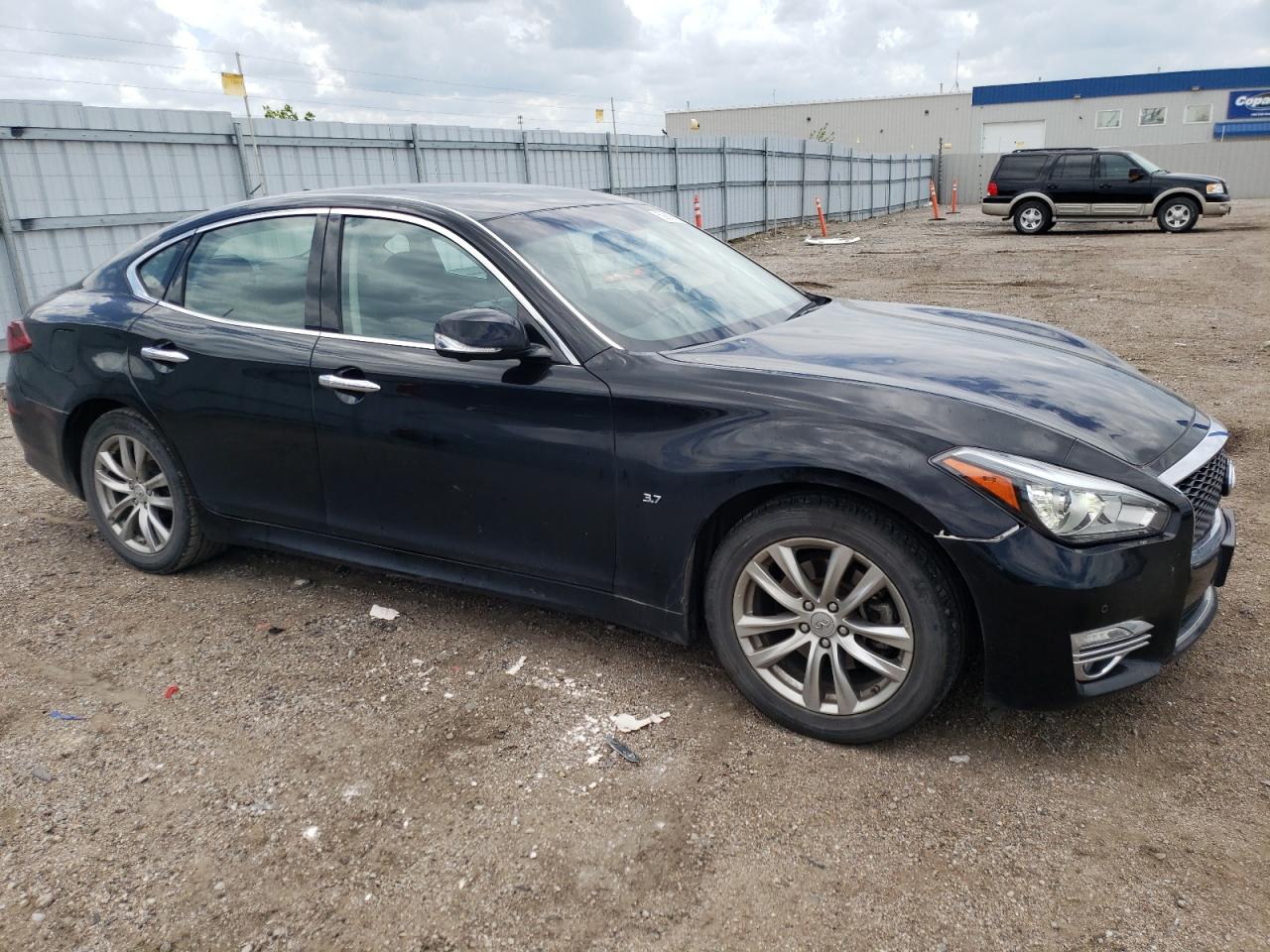 Автомобіль INFINITI Q70 3.7 LUXE 2018 | GrandCar Автомобіль INFINITI Q70 3.7 LUXE 2018 | GrandCar