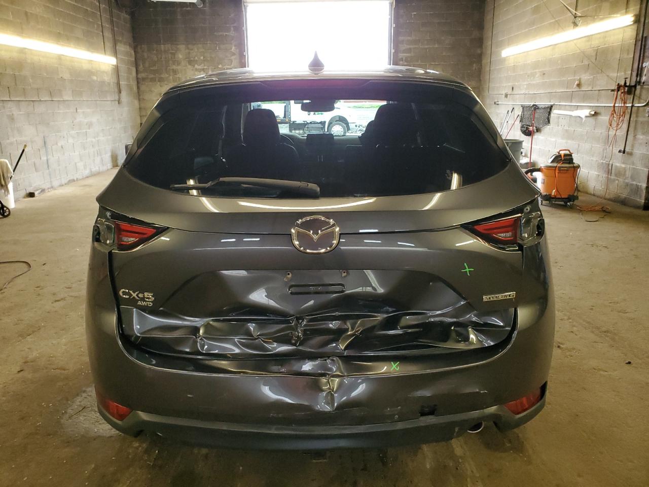 Автомобиль MAZDA CX-5 GRAND TOURING 2020 | GrandCar Автомобиль MAZDA CX-5 GRAND TOURING 2020 | GrandCar
