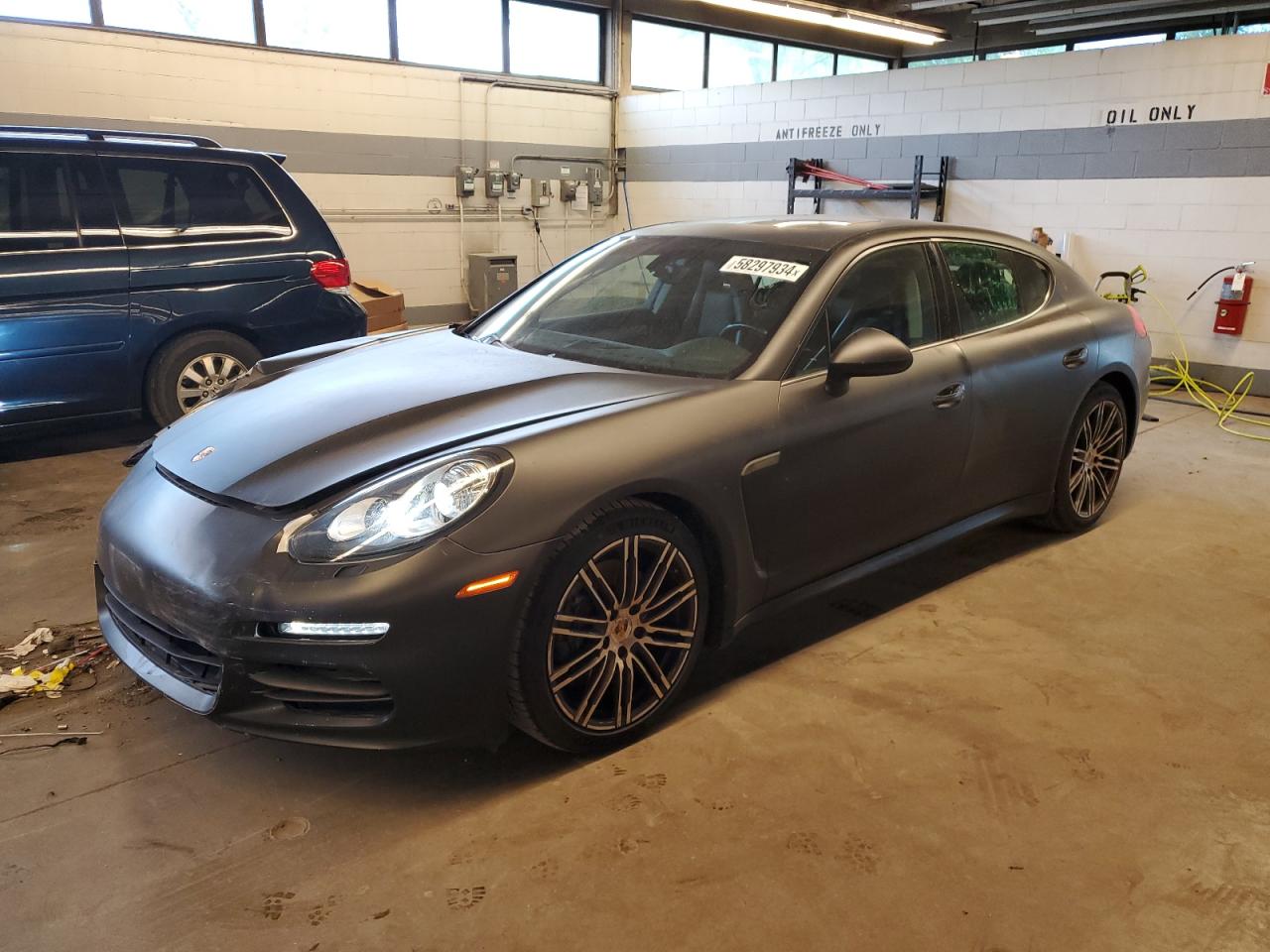 Автомобіль PORSCHE PANAMERA S 2015 | GrandCar