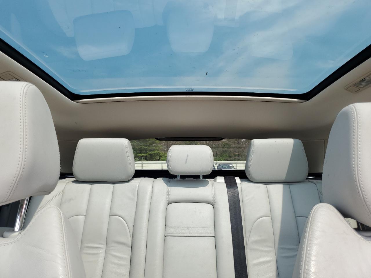 Автомобіль LAND ROVER RANGE ROVER EVOQUE PREMIUM 2012 | GrandCar Автомобіль LAND ROVER RANGE ROVER EVOQUE PREMIUM 2012 | GrandCar
