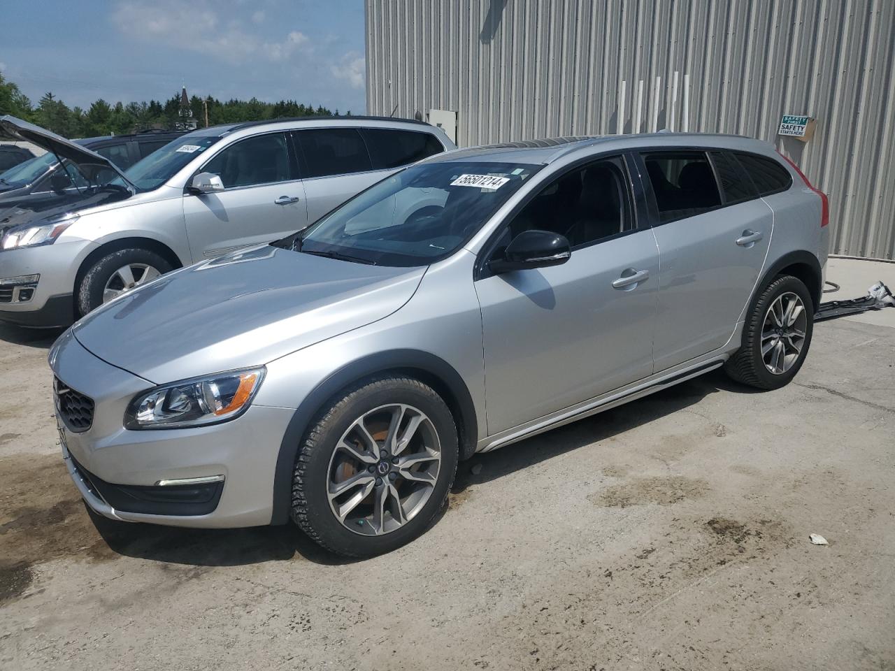 Автомобіль VOLVO V60 CROSS COUNTRY PREMIER 2018 | GrandCar