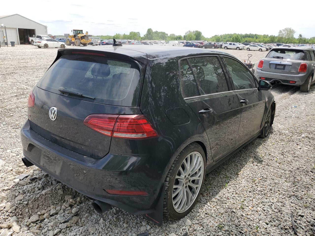 Автомобиль VOLKSWAGEN GTI S 2020 | GrandCar Автомобиль VOLKSWAGEN GTI S 2020 | GrandCar