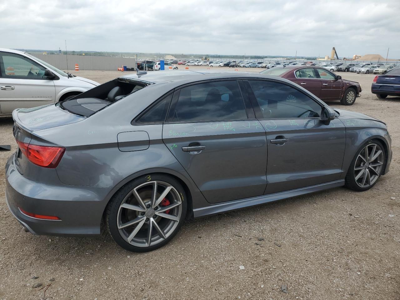 Автомобиль AUDI S3 PREMIUM PLUS 2016 | GrandCar Автомобиль AUDI S3 PREMIUM PLUS 2016 | GrandCar