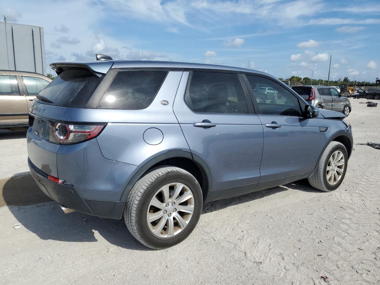 Автомобиль LAND ROVER DISCOVERY SPORT SE 2018 | GrandCar Автомобиль LAND ROVER DISCOVERY SPORT SE 2018 | GrandCar