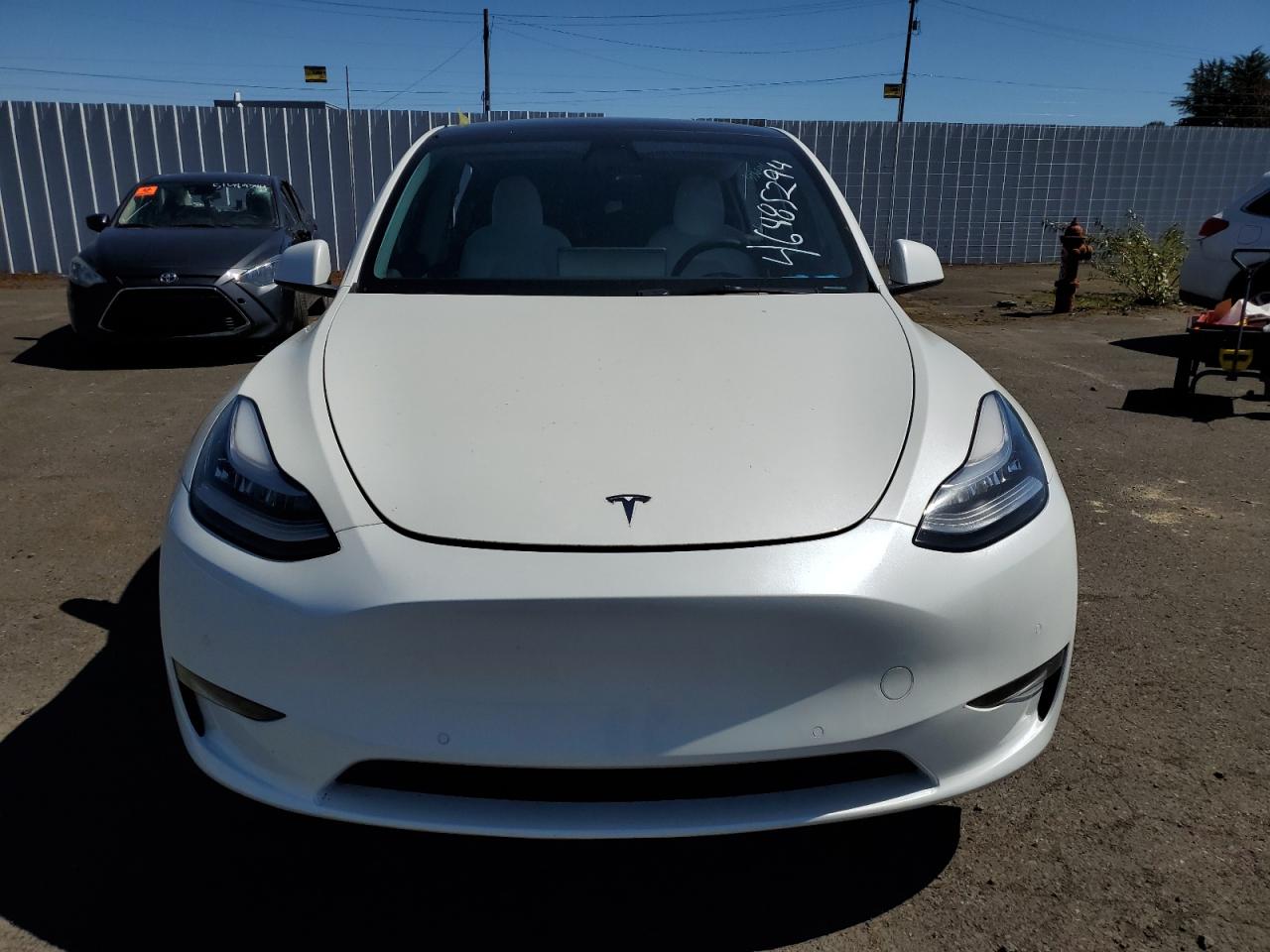 Автомобіль TESLA MODEL Y 2021 | GrandCar Автомобіль TESLA MODEL Y 2021 | GrandCar