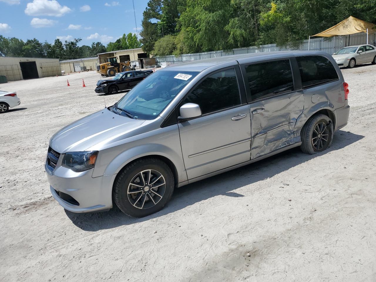 Автомобиль DODGE GRAND CARAVAN SE 2017 | GrandCar Автомобиль DODGE GRAND CARAVAN SE 2017 | GrandCar