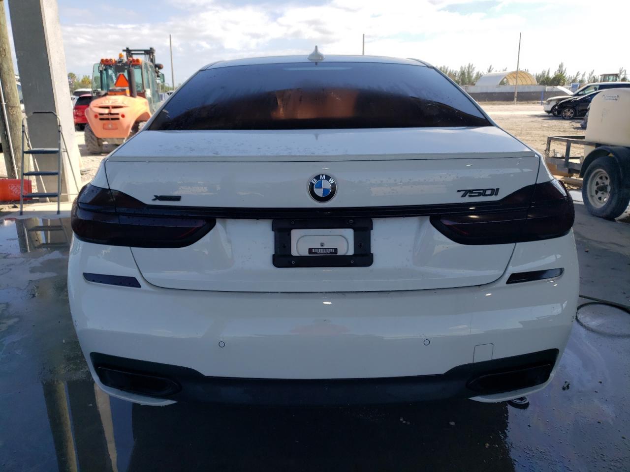 Автомобіль BMW 750 XI 2019 | GrandCar Автомобіль BMW 750 XI 2019 | GrandCar