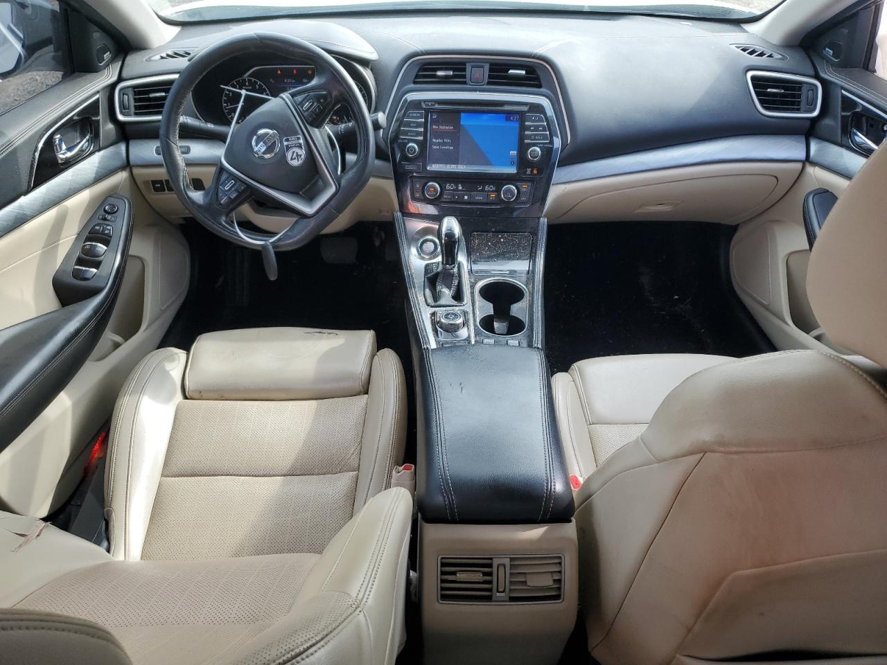 Автомобіль NISSAN MAXIMA 2017 | GrandCar Автомобіль NISSAN MAXIMA 2017 | GrandCar