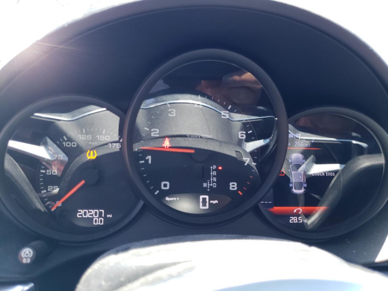 Автомобиль PORSCHE CAYMAN BASE 2022 | GrandCar Автомобиль PORSCHE CAYMAN BASE 2022 | GrandCar