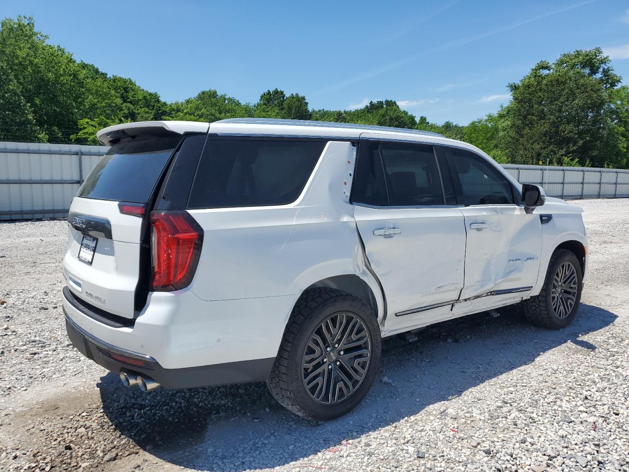 Автомобиль GMC YUKON DENALI ULTIMATE 2023 | GrandCar Автомобиль GMC YUKON DENALI ULTIMATE 2023 | GrandCar