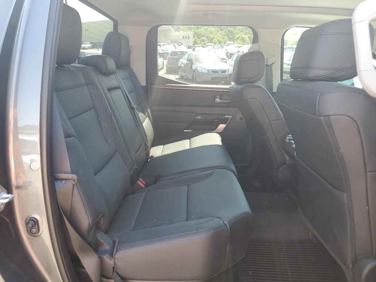 Автомобиль TOYOTA TUNDRA CREWMAX PLATINUM 2024 | GrandCar Автомобиль TOYOTA TUNDRA CREWMAX PLATINUM 2024 | GrandCar