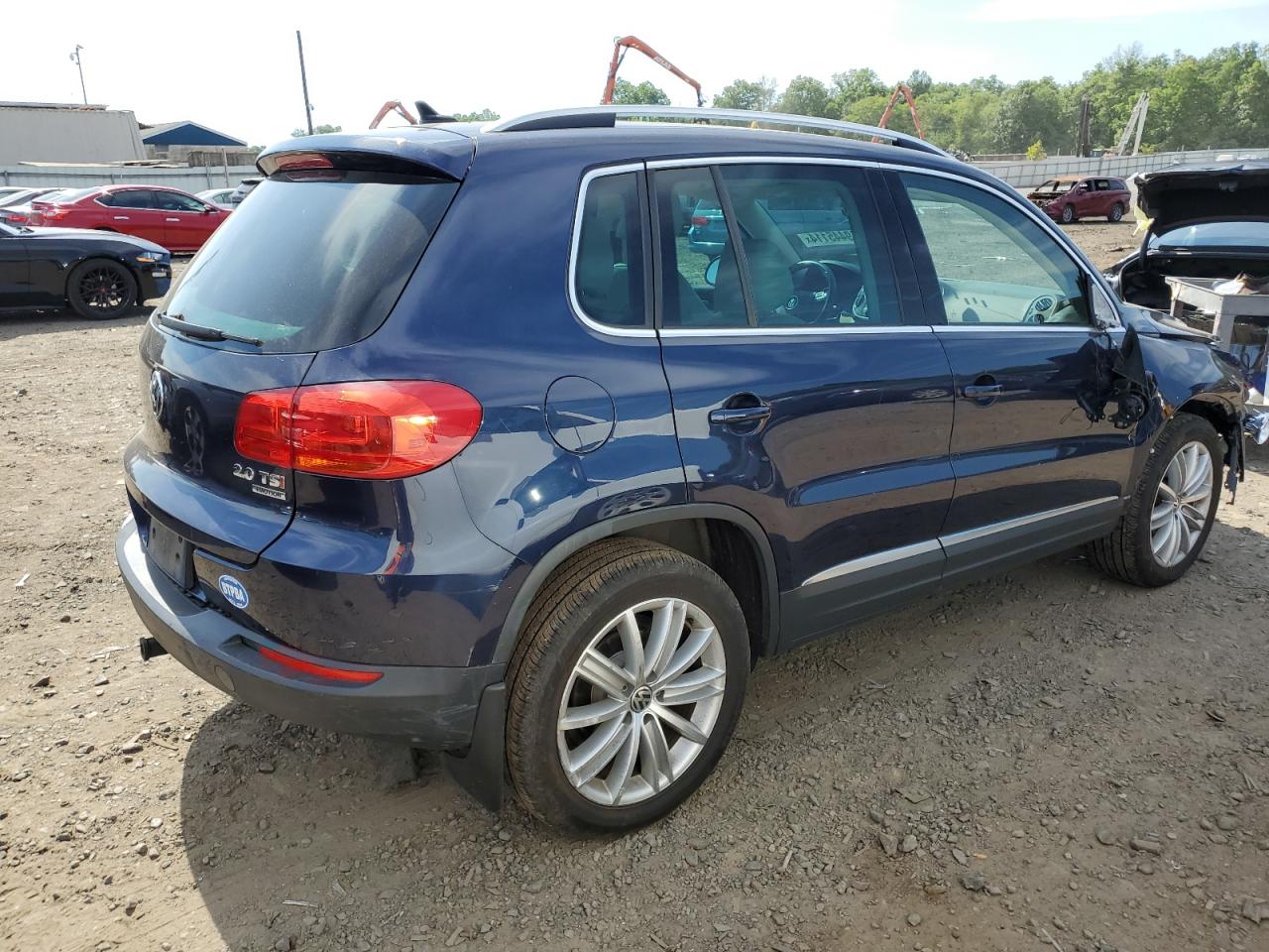 Автомобиль VOLKSWAGEN TIGUAN S 2022 | GrandCar Автомобиль VOLKSWAGEN TIGUAN S 2022 | GrandCar
