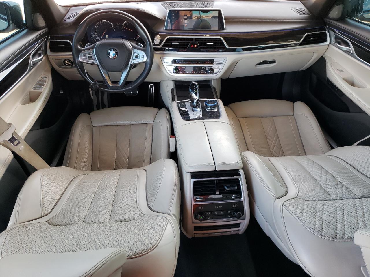 Автомобіль BMW 750 XI 2019 | GrandCar Автомобіль BMW 750 XI 2019 | GrandCar