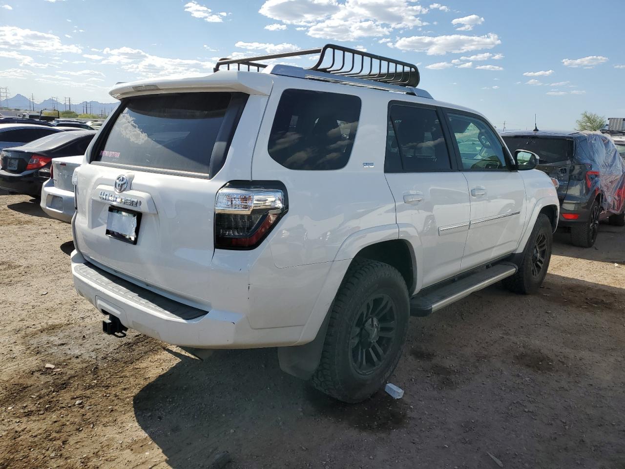 Автомобиль TOYOTA 4RUNNER SR5 2015 | GrandCar Автомобиль TOYOTA 4RUNNER SR5 2015 | GrandCar