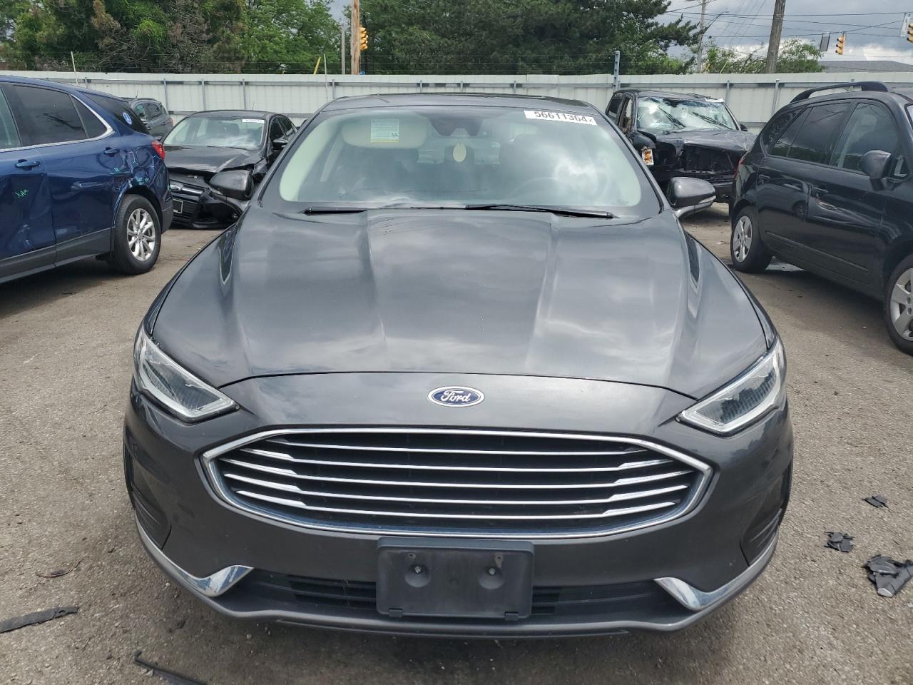 Автомобиль FORD FUSION SEL 2019 | GrandCar Автомобиль FORD FUSION SEL 2019 | GrandCar