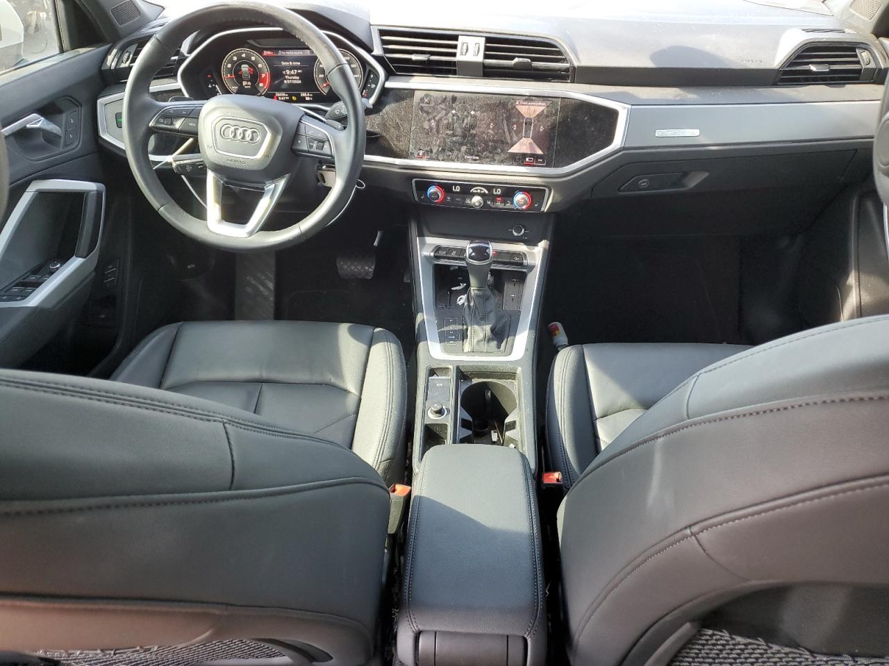 Автомобиль AUDI Q3 PREMIUM PLUS S LINE 45 2023 | GrandCar Автомобиль AUDI Q3 PREMIUM PLUS S LINE 45 2023 | GrandCar
