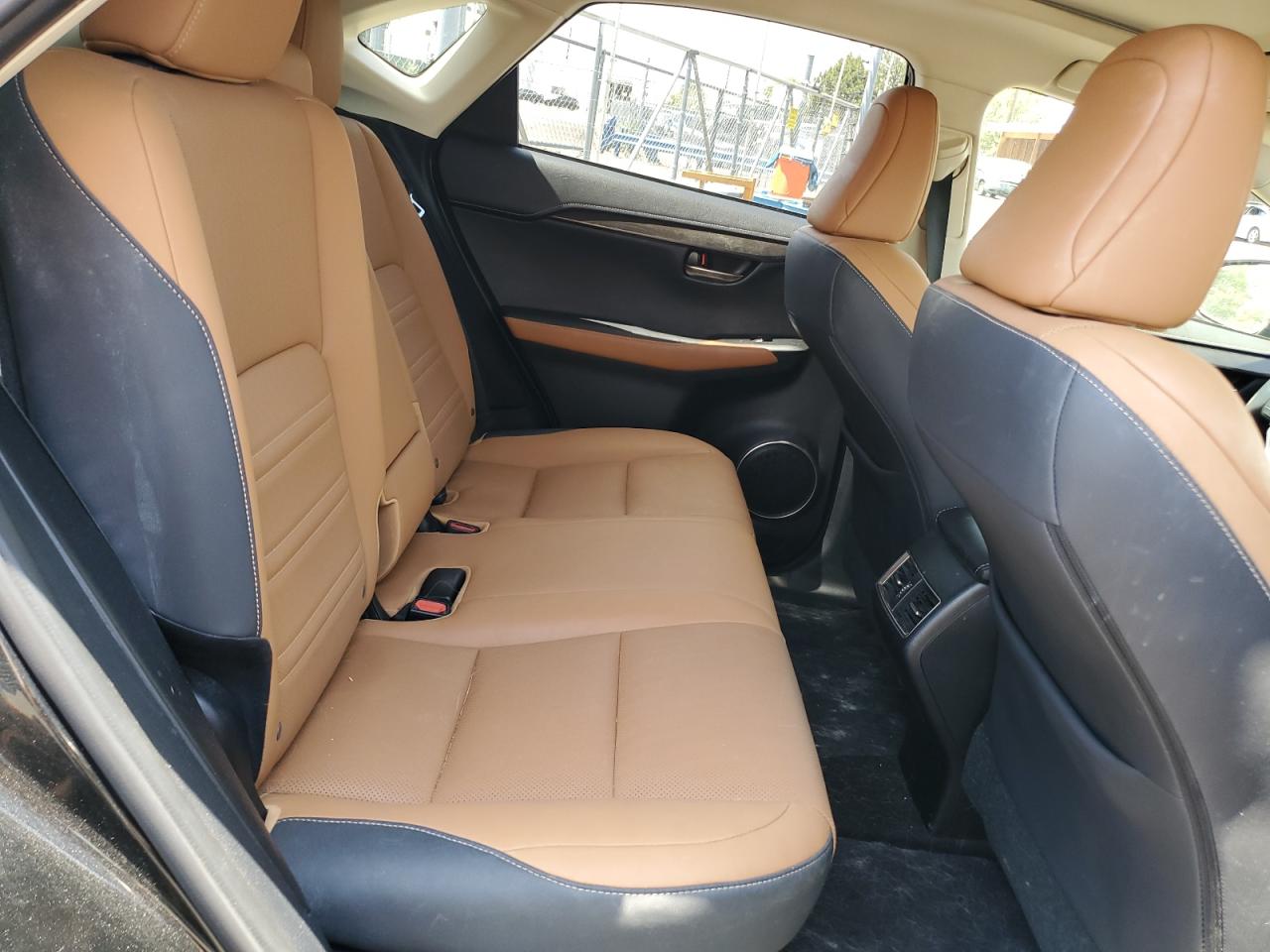 Автомобиль LEXUS NX 300 2020 | GrandCar Автомобиль LEXUS NX 300 2020 | GrandCar