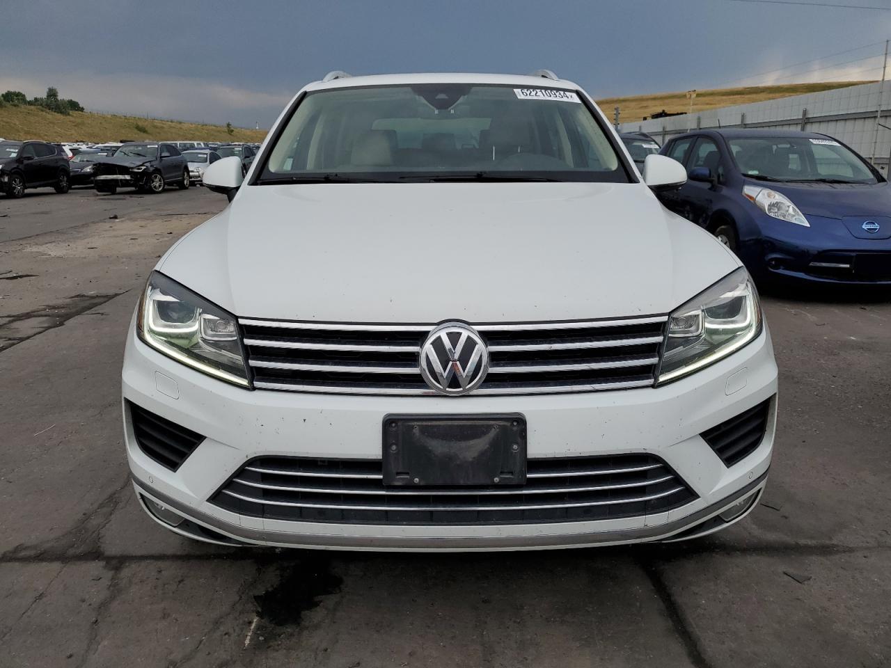 Автомобиль VOLKSWAGEN TOUAREG SPORT 2017 | GrandCar Автомобиль VOLKSWAGEN TOUAREG SPORT 2017 | GrandCar