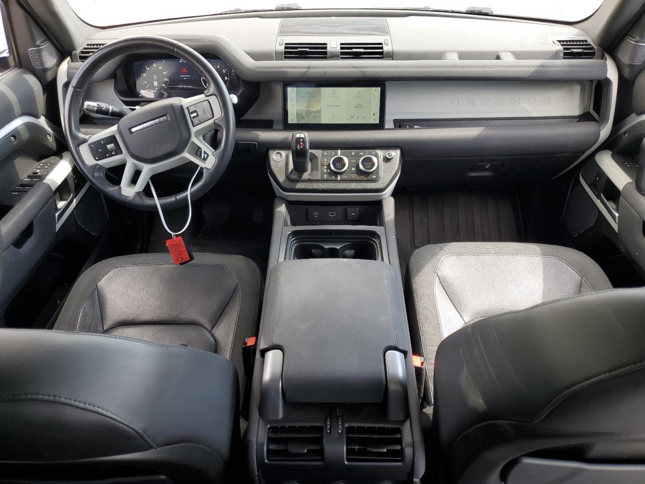 Автомобиль LAND ROVER DEFENDER 110 1ST EDITION 2020 | GrandCar Автомобиль LAND ROVER DEFENDER 110 1ST EDITION 2020 | GrandCar
