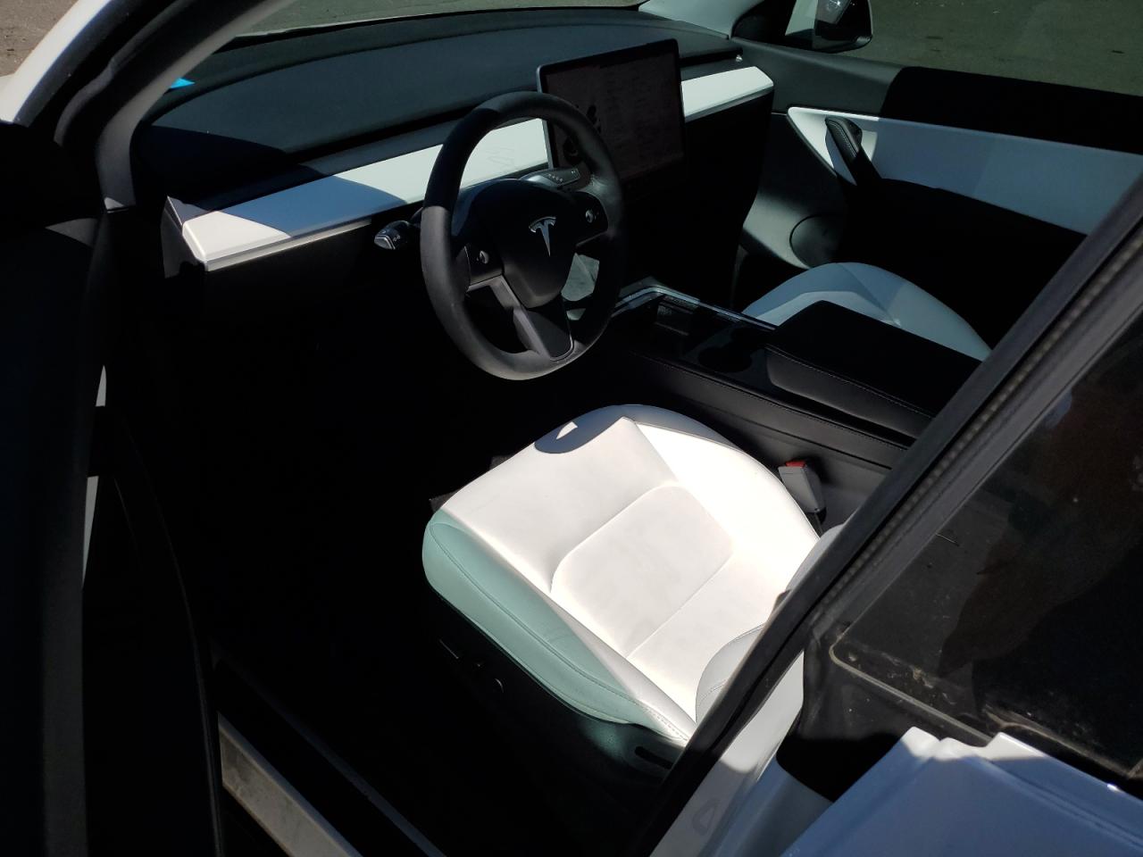 Автомобіль TESLA MODEL Y 2021 | GrandCar Автомобіль TESLA MODEL Y 2021 | GrandCar