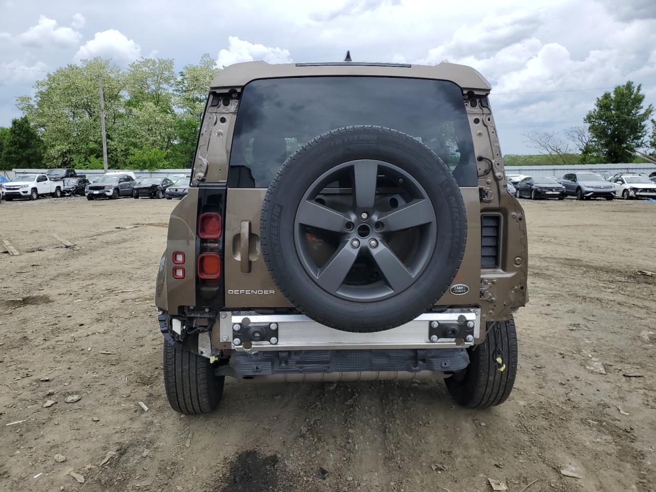 Автомобіль LAND ROVER DEFENDER 90 S 2021 | GrandCar Автомобіль LAND ROVER DEFENDER 90 S 2021 | GrandCar