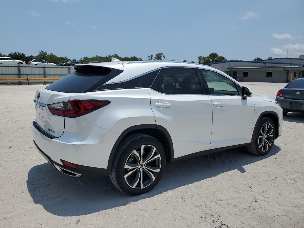 Автомобиль LEXUS RX 350 2022 | GrandCar Автомобиль LEXUS RX 350 2022 | GrandCar